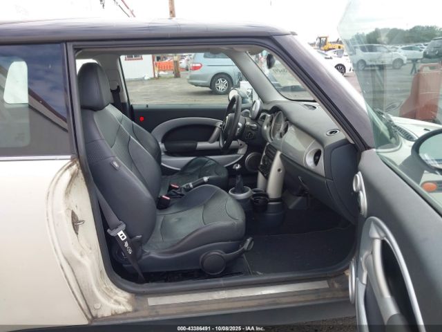 2003 MINI COOPER WMWRC33453TC48200 Photo 4