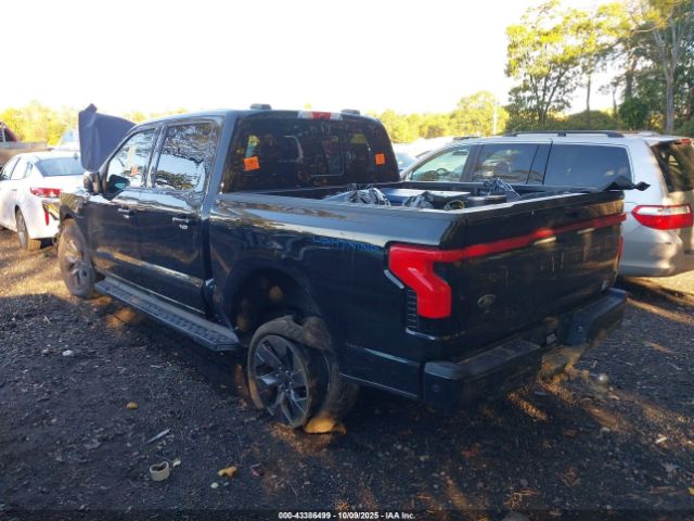 2022 FORD F-150 LIGHTNING 1FT6W1EV0NWG10326 Photo 2