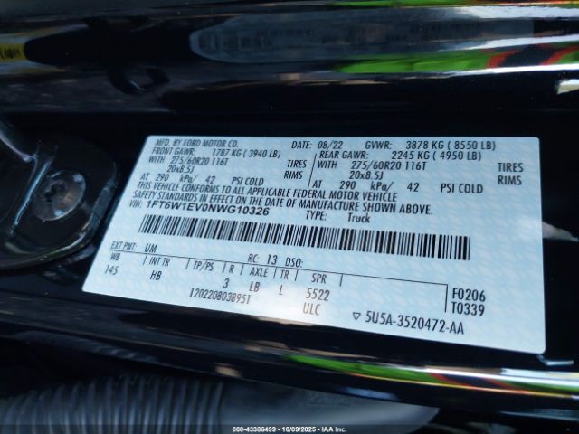 2022 FORD F-150 LIGHTNING 1FT6W1EV0NWG10326 Photo 8