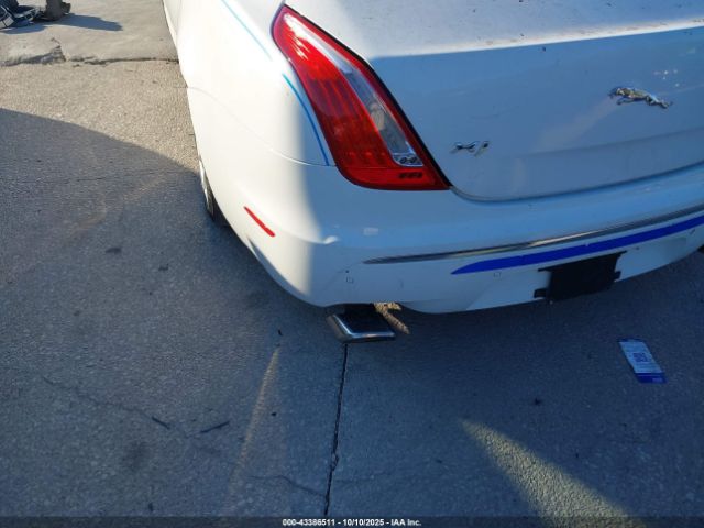 2012 JAGUAR XJ SAJWA1CBXCLV28806 Photo 5