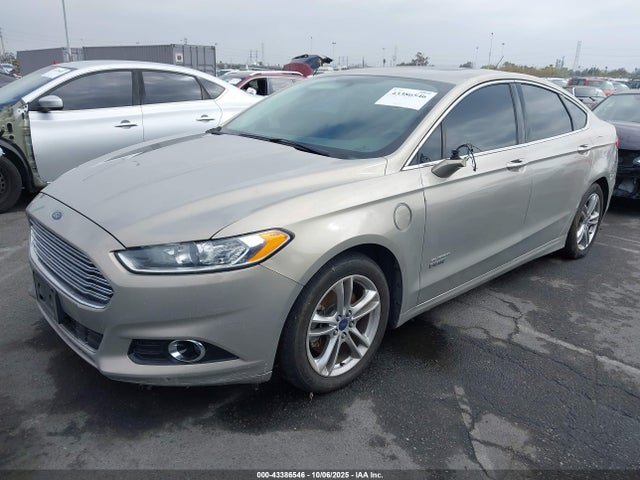 Ford 2015 2015 3FA6P0SU1FR147299 Image 2