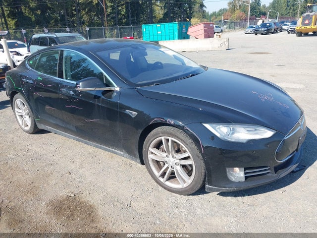 2015 TESLA MODEL S 5YJSA1H21FFP70767 Photo 0