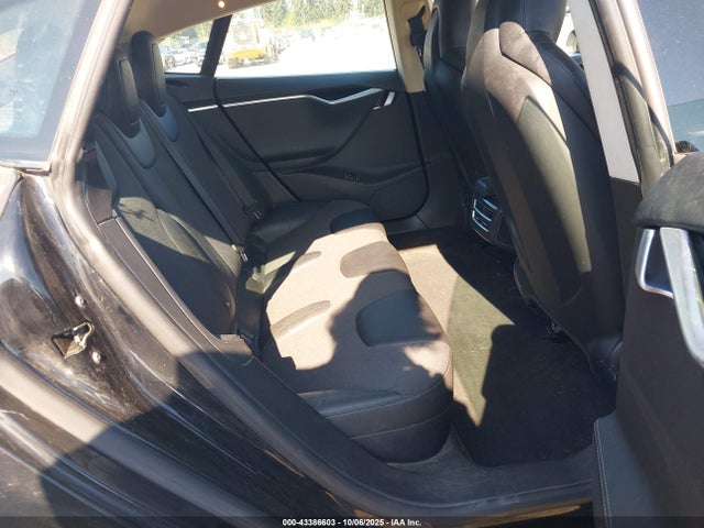 2015 TESLA MODEL S 5YJSA1H21FFP70767 Photo 7
