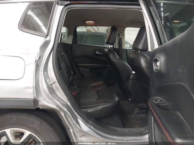 2018 Jeep Compass Trailhawk 4x4 მანქანა იყიდება აუქციონზე, vin: 3C4NJDDBXJT451415, აუქციონის ნომერი: 43386605