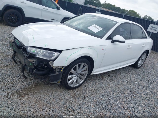2018 AUDI A4 WAUDNAF43JA126588 Photo 1
