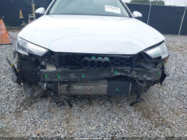 2018 AUDI A4 WAUDNAF43JA126588 Photo 5
