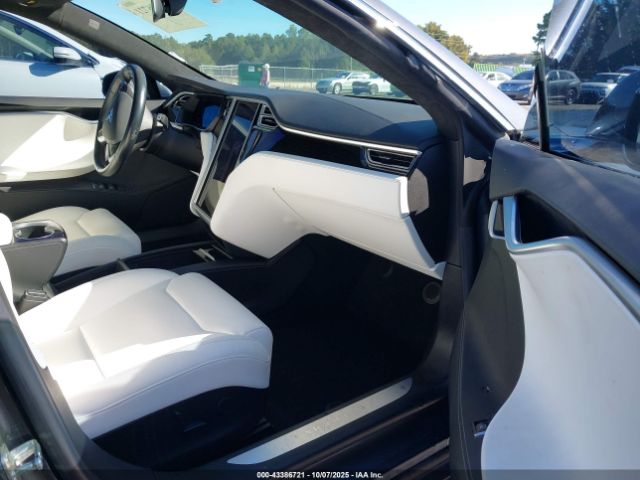 2017 TESLA MODEL S 5YJSA1E23HF212975 Photo 4
