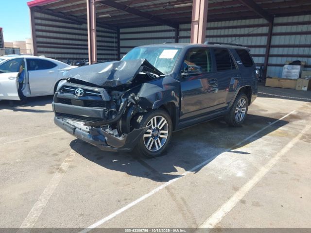 2024 TOYOTA 4RUNNER JTEAU5JR5R5310059 Photo 1