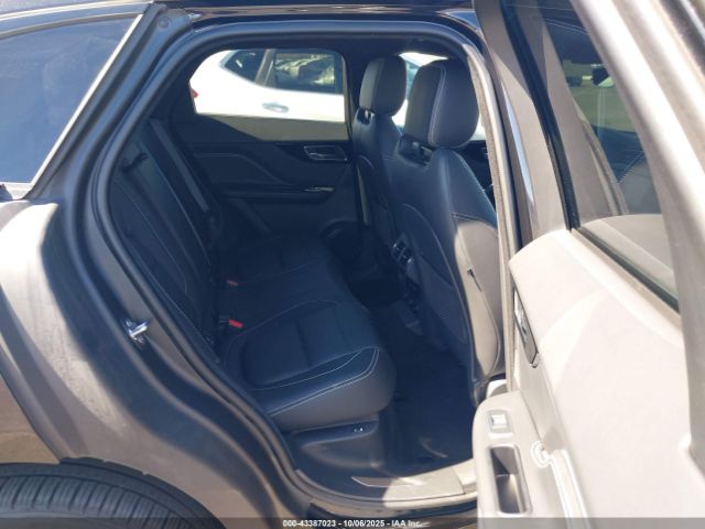 2020 JAGUAR F-PACE SADCM2FV6LA662944 Photo 7