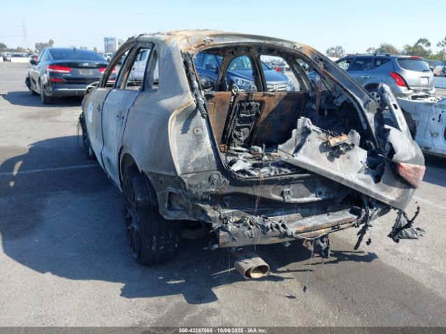 2018 AUDI Q3 WA1BCCFS2JR014340 Photo 2