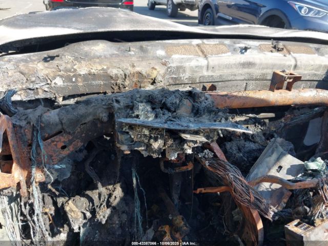 2018 AUDI Q3 WA1BCCFS2JR014340 Photo 6