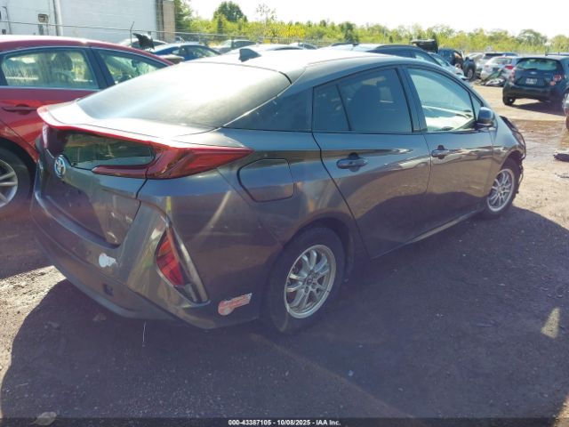 2017 TOYOTA PRIUS PRIME JTDKARFP9H3057743 Photo 3