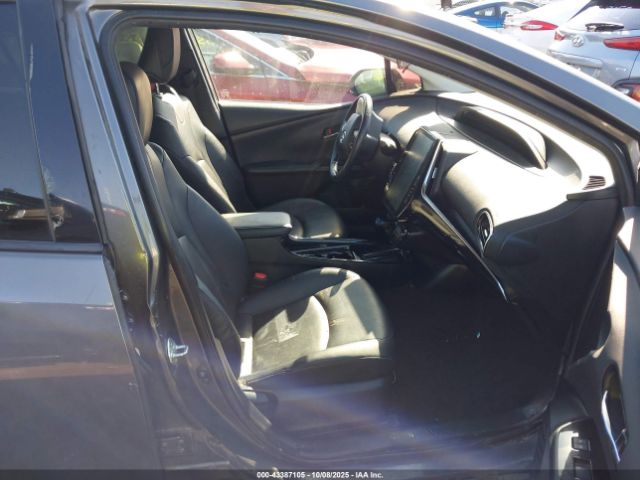 2017 TOYOTA PRIUS PRIME JTDKARFP9H3057743 Photo 4