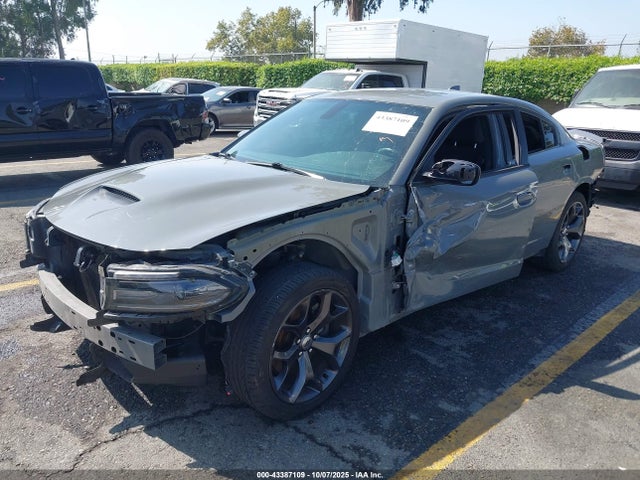 2C3CDXHG0KH670856 Dodge Charger Gt Rwd