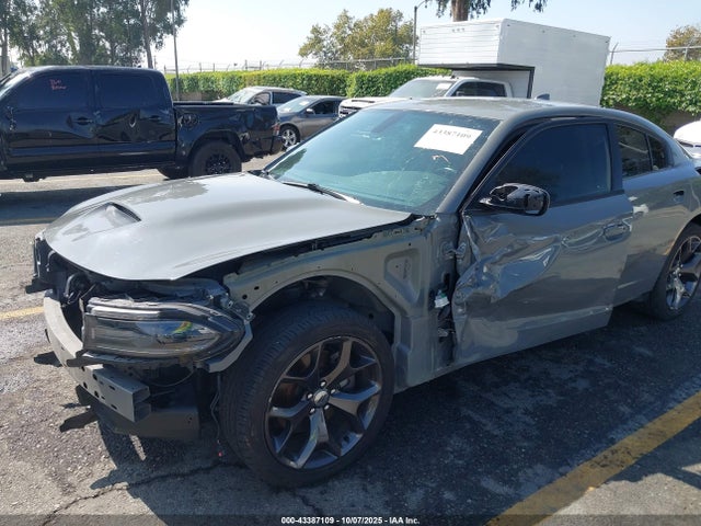 2C3CDXHG0KH670856 Dodge Charger Gt Rwd