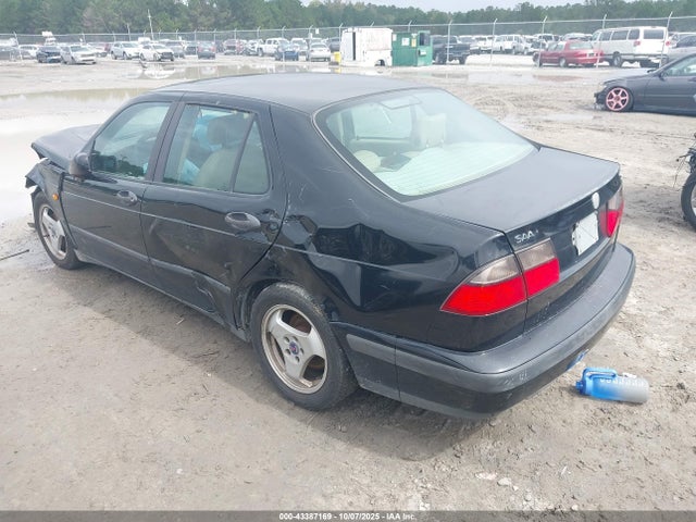 1999 SAAB 9-5 YS3ED48E5X3003737 Photo 2