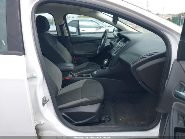 2014 FORD FOCUS 1FADP3F28EL232235 Photo 4