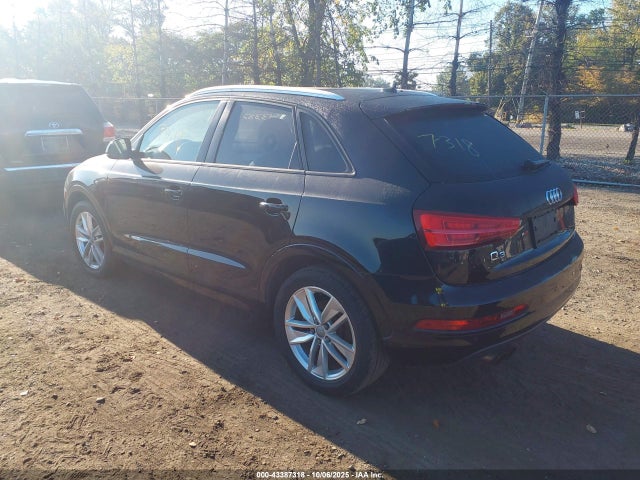 2017 AUDI Q3 WA1BCCFS5HR015685 Photo 2