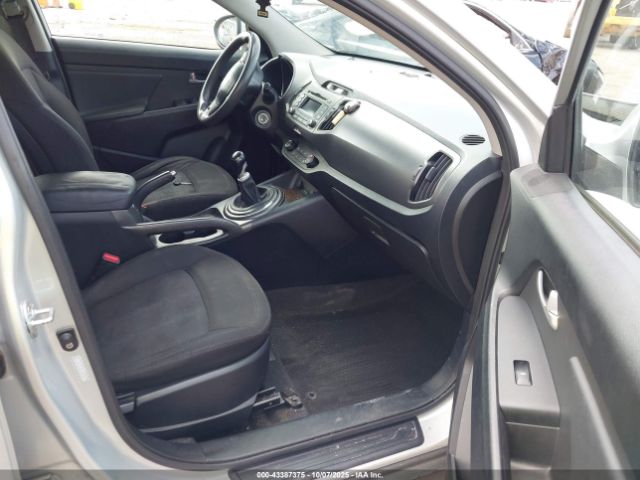 2012 KIA SPORTAGE KNDPB3A20C7321137 Photo 4