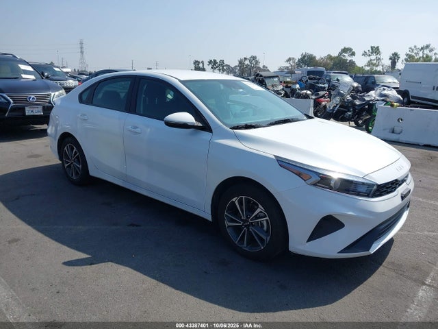 KIA Forte Lxs 2024 3KPF24AD5RE766856 Image 1