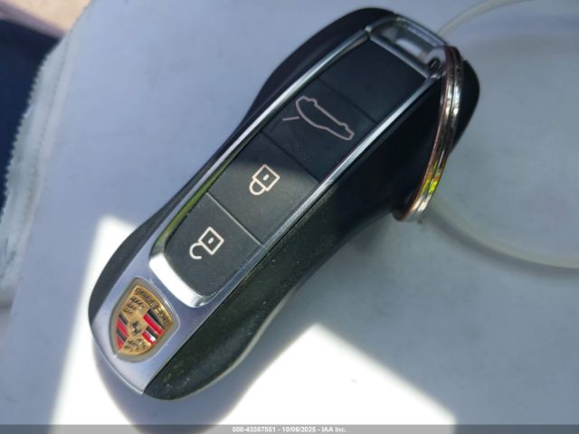 2022 PORSCHE PANAMERA WP0AJ2A7XNL100914 Photo 10