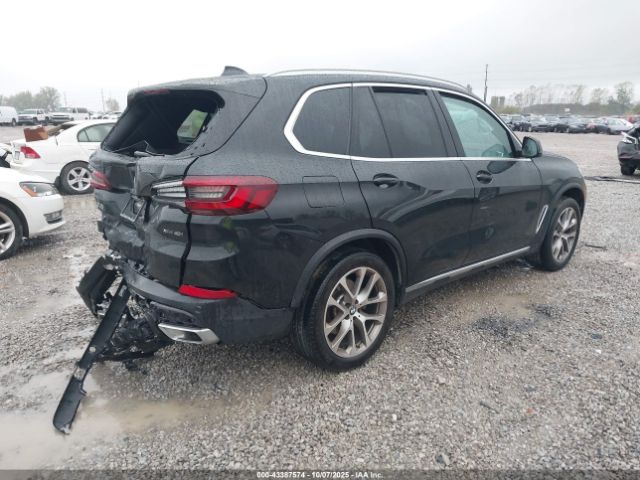 2023 BMW X5 5UXCR6C04P9R78362 Photo 3