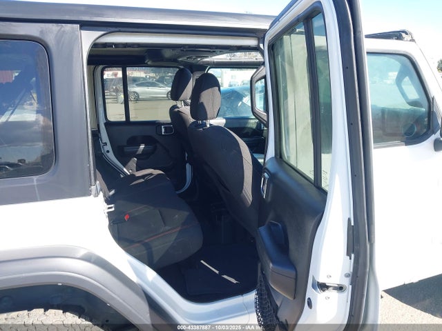 1C4HJXFN6PW613680 Jeep Wrangler