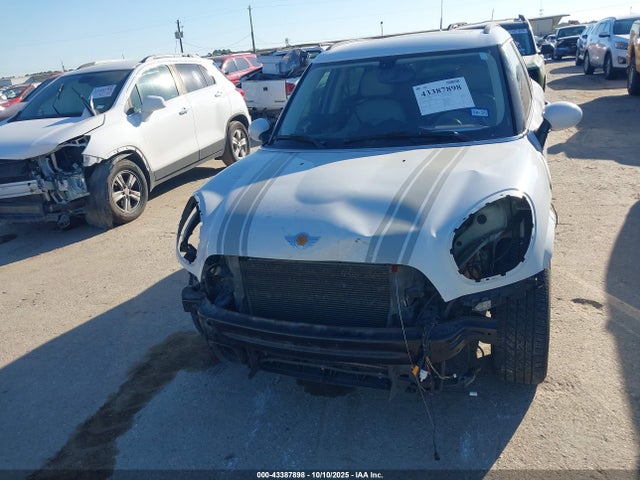 2015 MINI COUNTRYMAN WMWZC3C5XFWT02678 Photo 5
