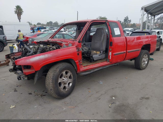 Продажа на аукционе авто 1999 Dodge Ram 2500 St, vin: 1B7KC2367XJ576815, номер лота: 43387927