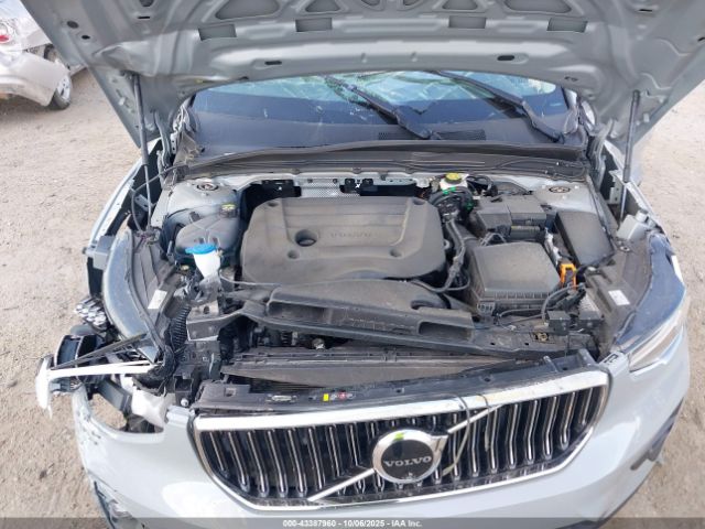 2024 VOLVO XC40 YV4L12UE9R2226001 Photo 9