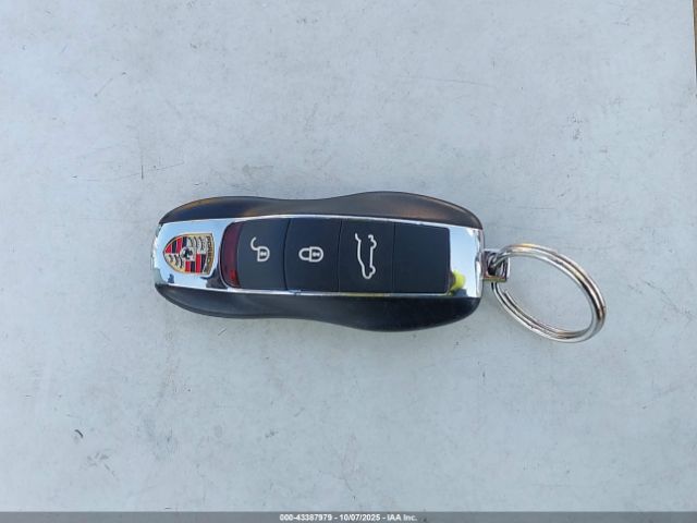 2018 PORSCHE MACAN WP1AA2A51JLB03949 Photo 10