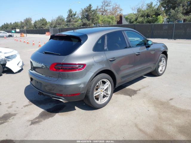 2018 PORSCHE MACAN WP1AA2A51JLB03949 Photo 3