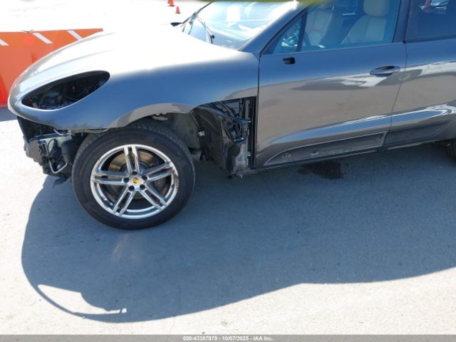 2018 PORSCHE MACAN WP1AA2A51JLB03949 Photo 5