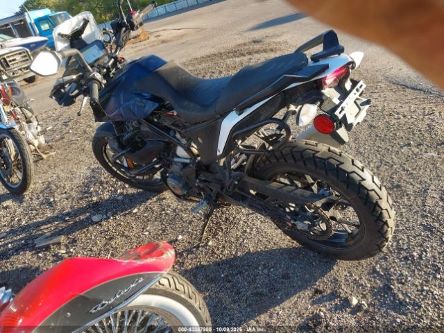 2022 KTM 390 MD2JGJ40XNC246974 Photo 2