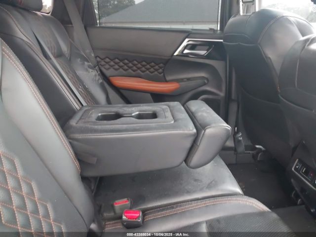 2022 MITSUBISHI OUTLANDER JA4J4VA81NZ084448 Photo 7