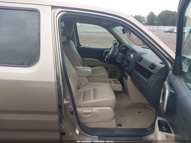 2011 HONDA RIDGELINE 5FPYK1F54BB009978 Photo 4