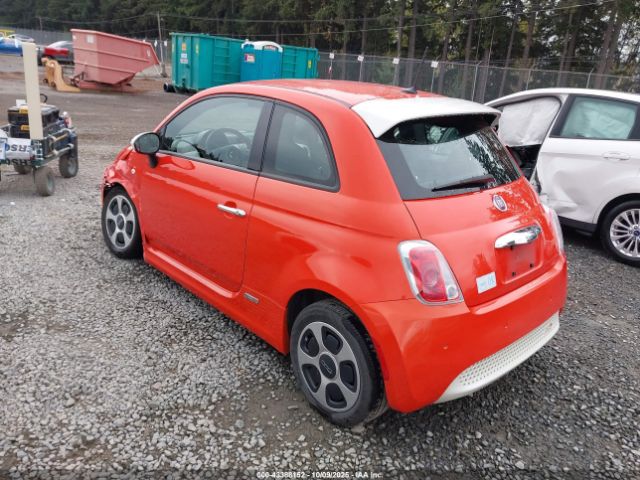 2015 FIAT 500E 3C3CFFGE1FT549836 Photo 2