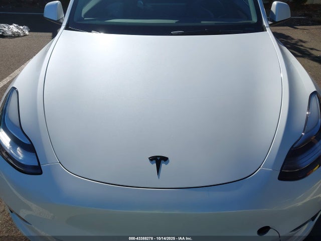 2023 TESLA MODEL Y 7SAYGDEEXPA075942 Photo 9