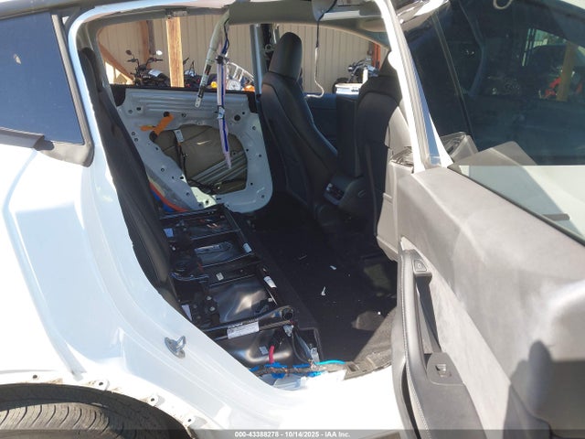 2023 TESLA MODEL Y 7SAYGDEEXPA075942 Photo 7