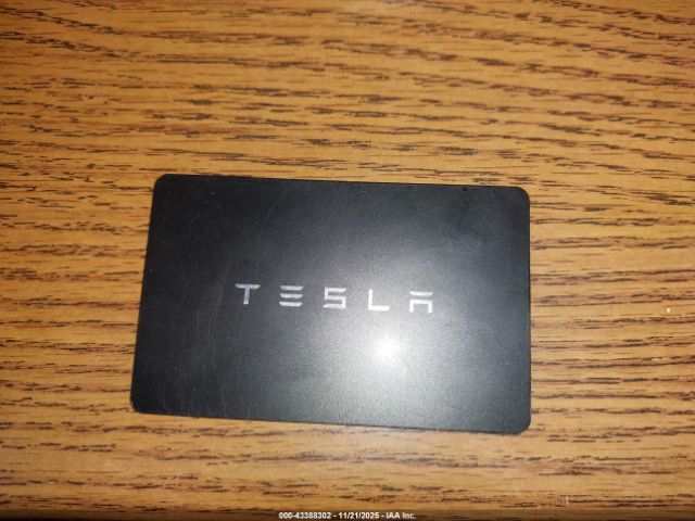 2025 TESLA MODEL 3 5YJ3E1EA1SF016900 Photo 10
