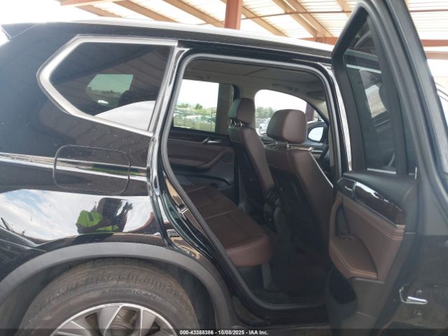 2017 BMW X3 5UXWX9C5XH0D97005 Photo 7