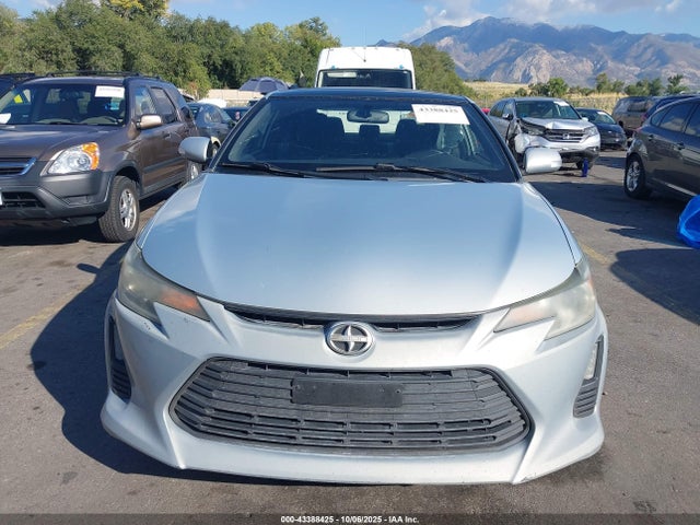 Scion Tc 10 Series 2014 JTKJF5C72E3069604 Image 12