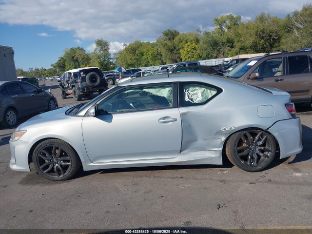 Scion Tc 10 Series 2014 JTKJF5C72E3069604 Image 14
