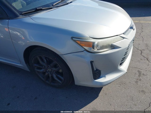 Scion Tc 10 Series 2014 JTKJF5C72E3069604 Image 6