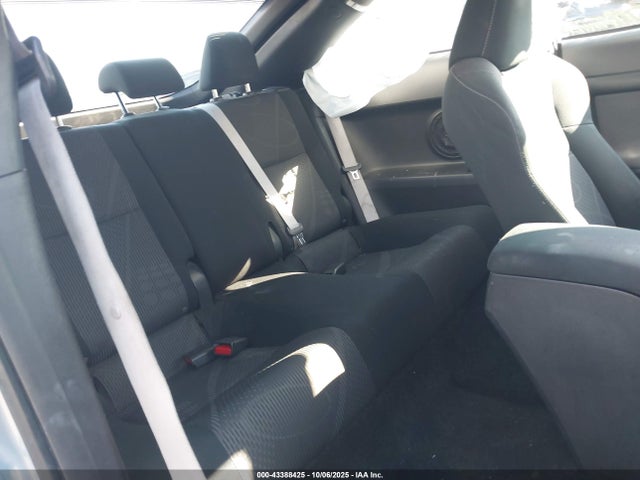 Scion Tc 10 Series 2014 JTKJF5C72E3069604 Image 8