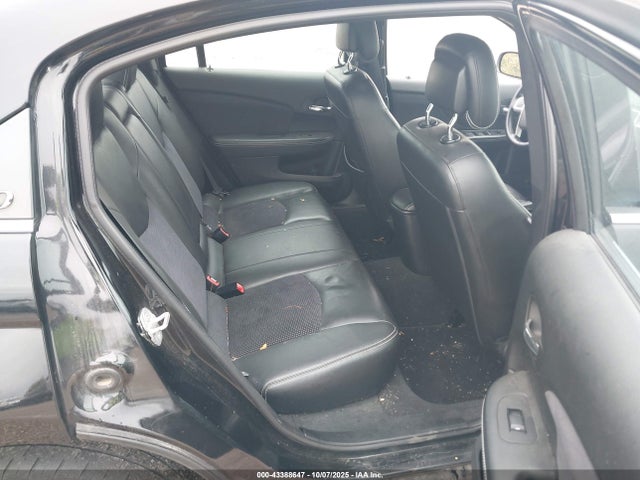 43388647 :رقم المزاد ، 1C3CCBHG9CN124328 vin ، 2012 Chrysler 200 S مزاد بيع