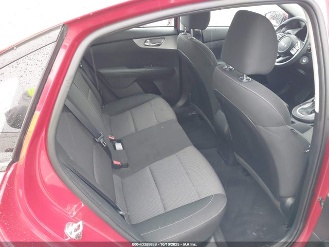 KIA Forte Lxs 2023 3KPF24AD9PE596997 Image 8