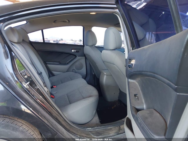 KIA dohc mpi nu 2015 KNAFK4A69F5316441 Image 8