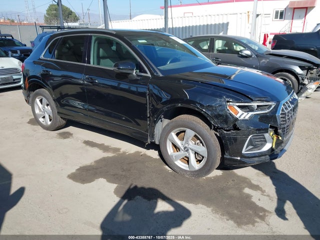 2020 AUDI Q3 WA1BECF37L1076286 Photo 0
