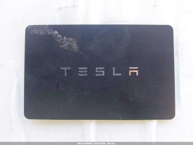 2022 TESLA MODEL Y 7SAYGDEE0NA006075 Photo 10